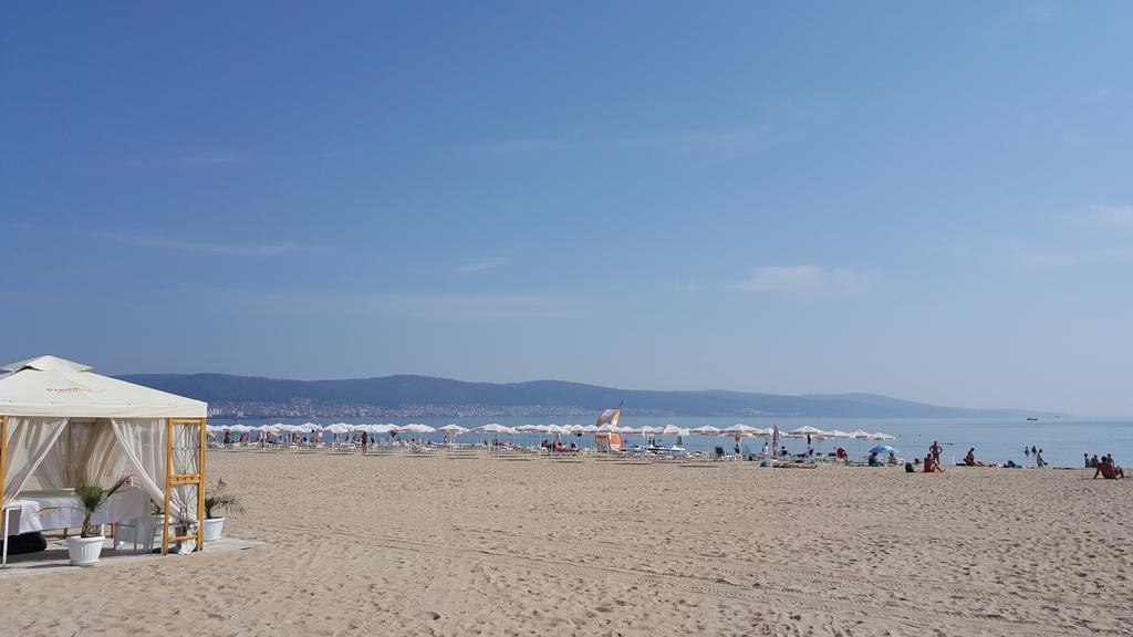 Royal Beach Private Apartments Slăntjev Brjag Exteriör bild
