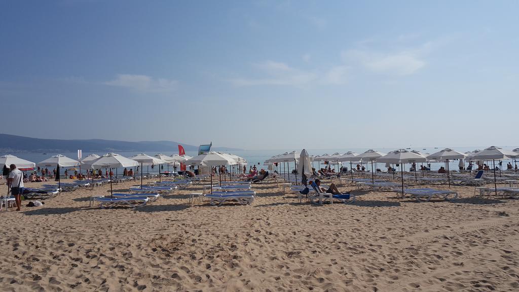 Royal Beach Private Apartments Slăntjev Brjag Exteriör bild